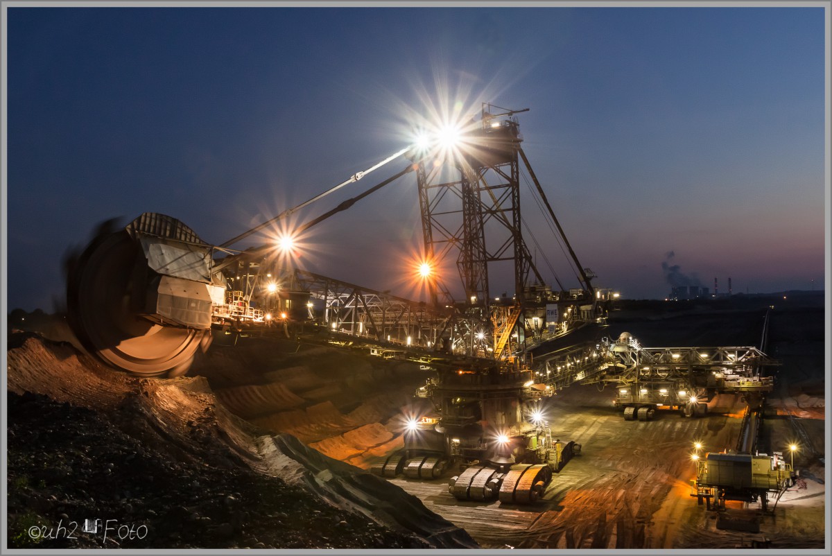 Nachts beim Bagger 255 im Tagebau Inden