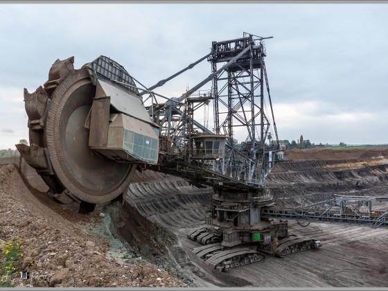 Ganz nah dran am Bagger 255 im Tagebau Inden